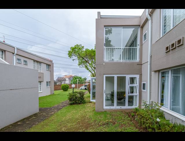 3 BEDROOM APARTMENT TO LET IN MORNINGSIDE